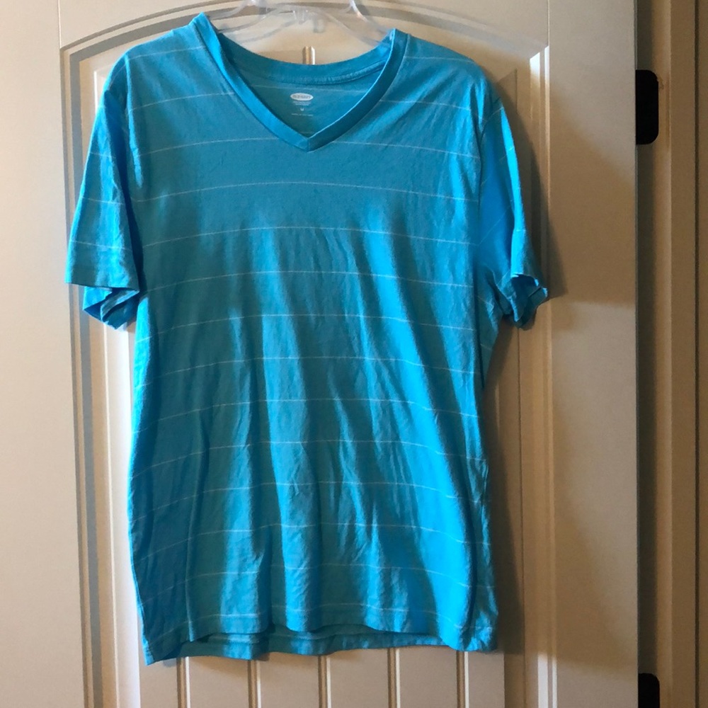 Men’s medium v-neck shirt